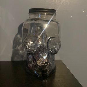 Skull Beverage Dispenser